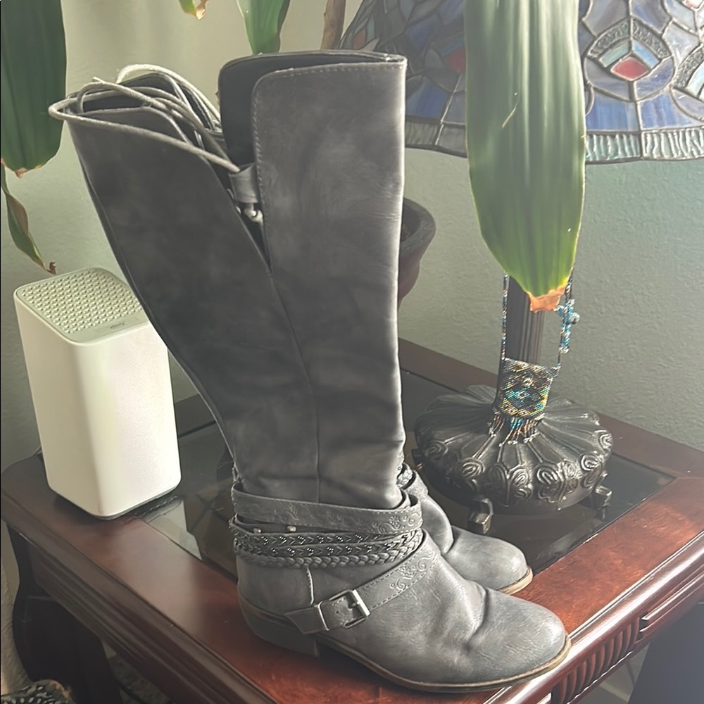 Women's Gray Boots